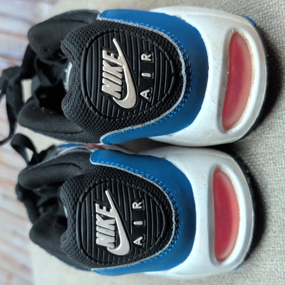 Nike Air Crossover Skeakers Kids Size 5 - Picture 5 of 7